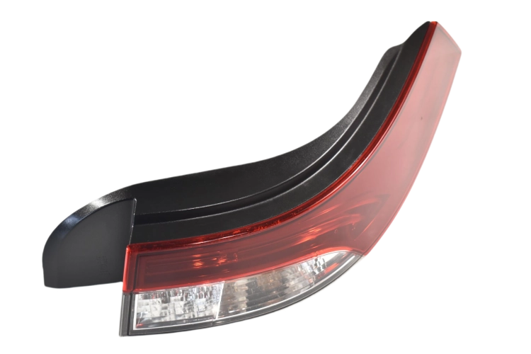 meg iii cabrio (4).png