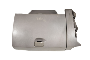 SCHOWEK KONSOLI SCENIC II LIFT 8200140153