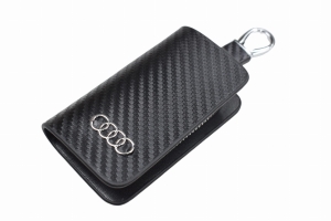 ETUI NA KLUCZYK BRELOK AUDI  KARBON