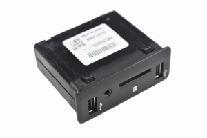 ADAPTER GNIAZDO USB AUX  RENAULT 280237081R