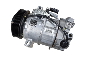 SPRĘŻARKA KLIMATYZACJI RENAULT NISSAN  926004PB0A  92600 4PB0A   92600-4PB0A